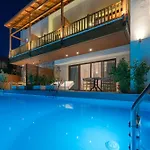 Anima 4* Nea Roda